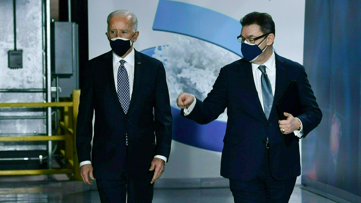 A New Start: President Biden Visits Pfizer