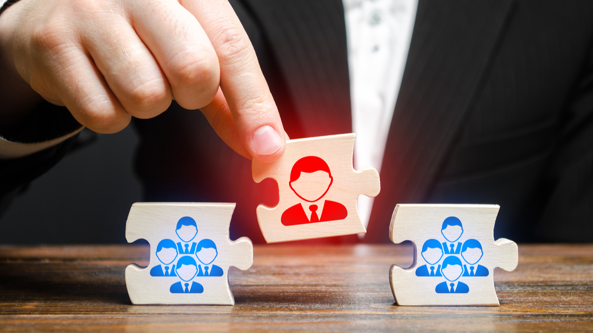 CEO Sets Strides For Growth With Endo Execs